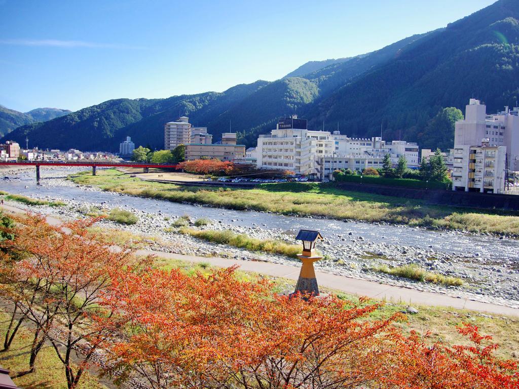 Gero Onsen Yukyunohana Экстерьер фото